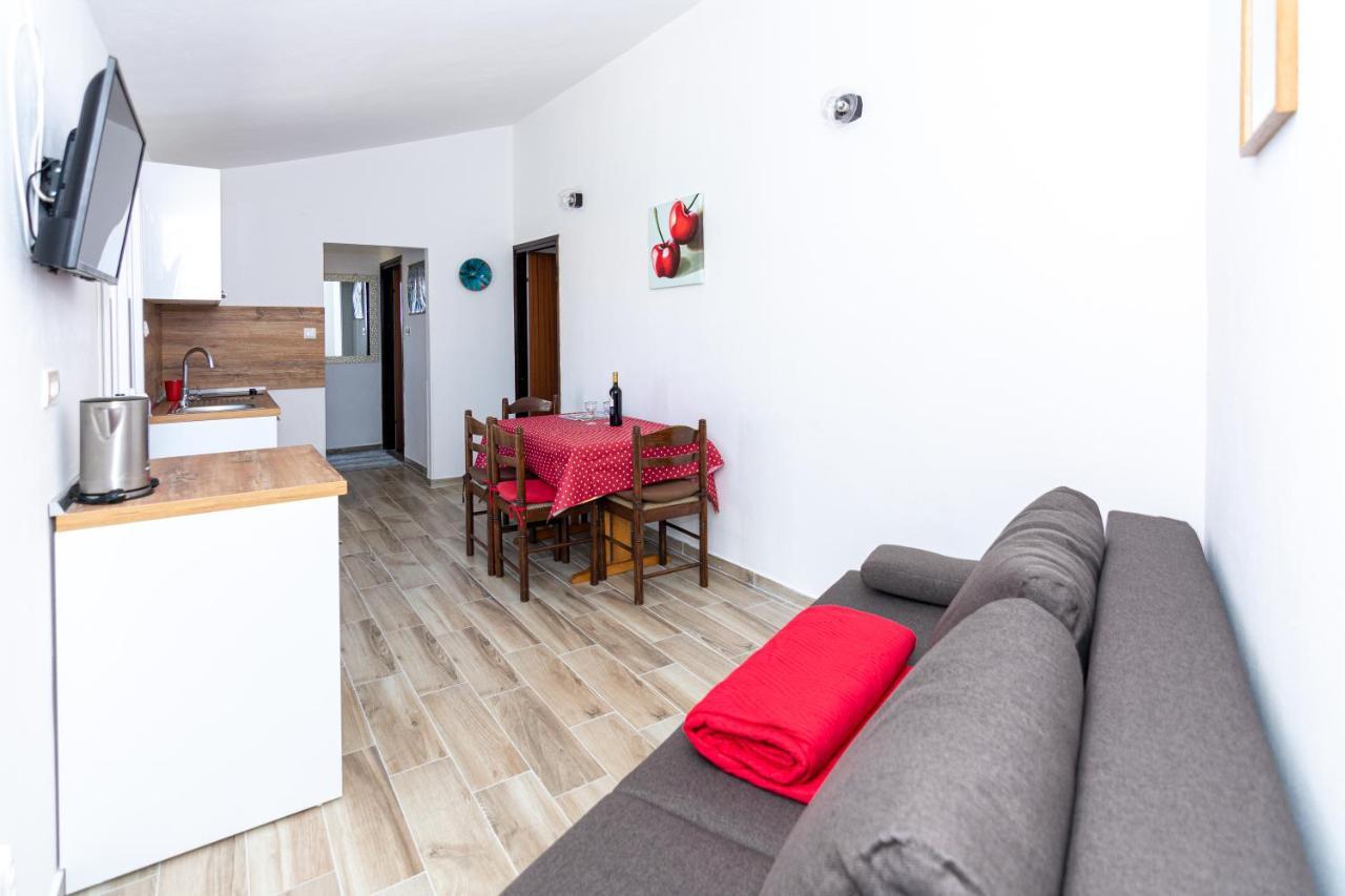 Apartment Plemic Pag Town Exterior foto