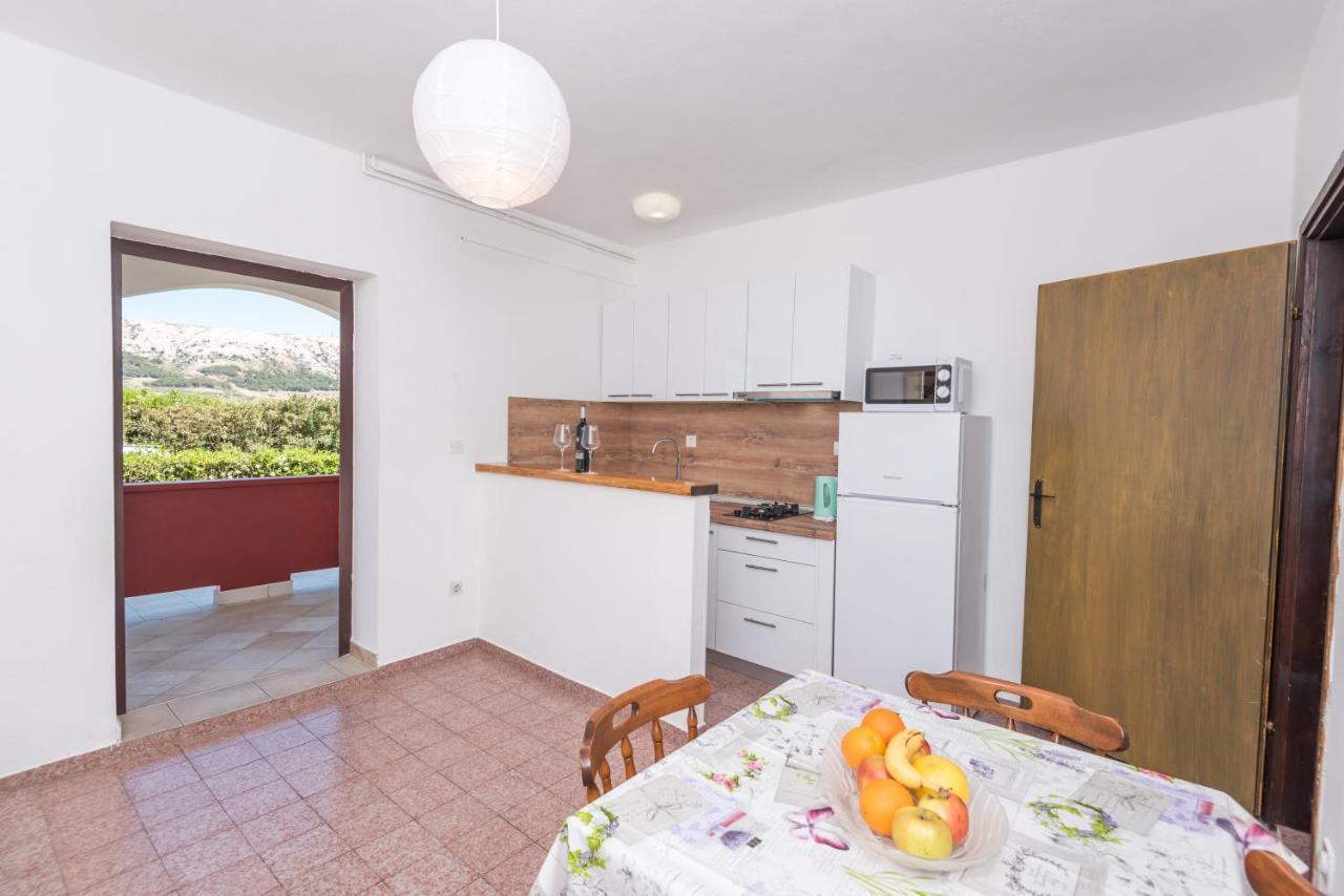 Apartment Plemic Pag Town Exterior foto